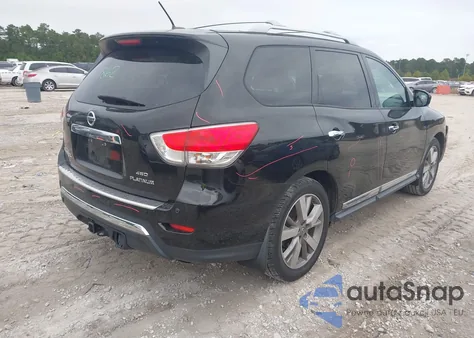 2016 Nissan Pathfinder Platinum z USA, uszkodzony, nr VIN 5N1AR2MM3GC609820